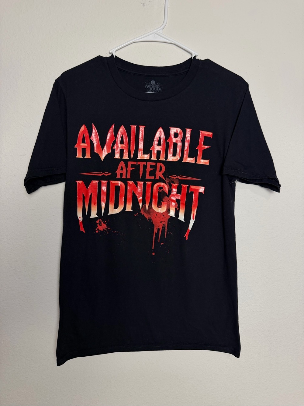 Halloween horror nights Available After Midnight Graphic tee Black and Red small